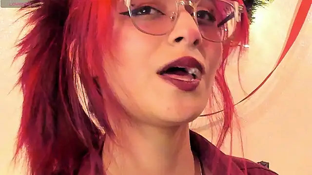 RedMeloddy online show from 12.17.25