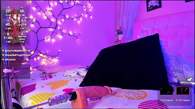 Dulce Girl  online show from 12.17.24