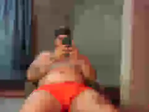 Snapshot of GABRIELGARCIA1313 chatting on 12.03.24 GABRIELGARCIA1313 online show from 12.03.24