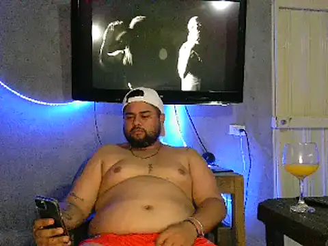 Snapshot of GABRIELGARCIA1313 chatting on 12.12.24 GABRIELGARCIA1313 online show from 12.12.24