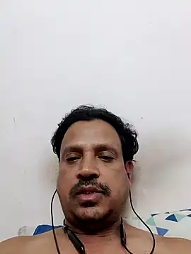 Snapshot of Raj1043 chatting on 12.20.24 Raj1043 online show from 12.20.24