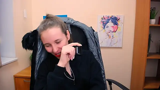  Nicole new online show from 02.24.25