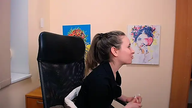  Nicole new online show from 03.14.25