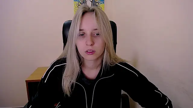  Nicole new online show from 09.25.25