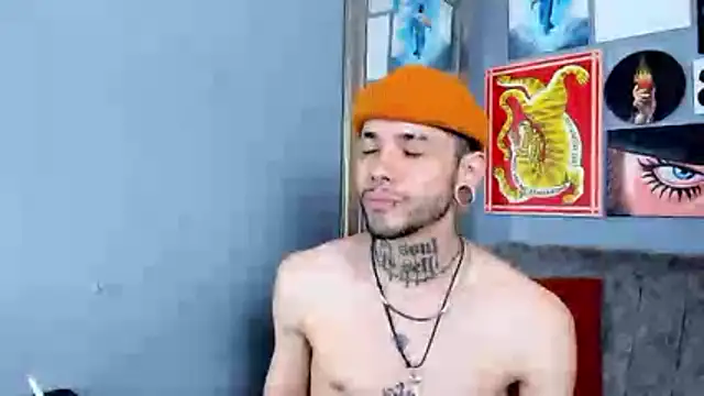 MurdockH online show from 12.15.25