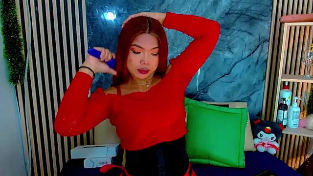 Snapshot of Isalombardi chatting on 01.07.26 Isalombardi online show from 01.07.26