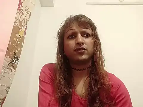 Snapshot of MmmMonikaBabie chatting on 05.18.26 MmmMonikaBabie online show from 05.18.26