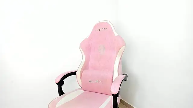 Snapshot of SabaBrown chatting on 02.10.26 SabaBrown online show from 02.10.26