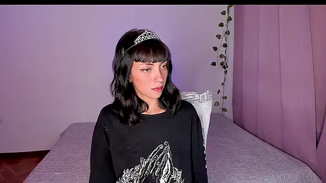 MiaGoth  online show from 01.25.25