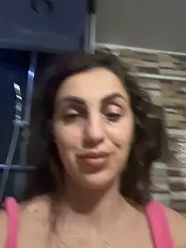 EmaSkyes online show from 11.24.25