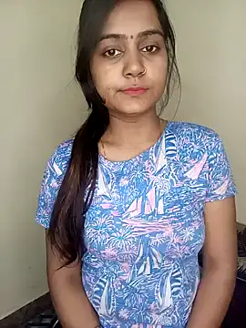 Snapshot of Miss-Riyasingh chatting on 01.25.25 Miss-Riyasingh online show from 01.25.25