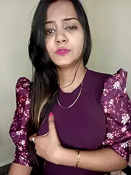 Snapshot of Miss-Riyasingh chatting on 01.30.25 Miss-Riyasingh online show from 01.30.25