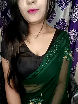 Snapshot of Miss-Riyasingh chatting on 02.10.25 Miss-Riyasingh online show from 02.10.25