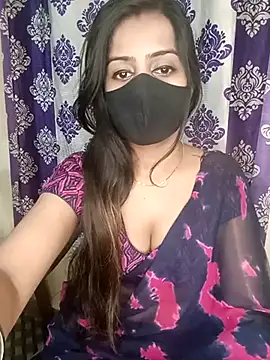 Snapshot of Miss-Riyasingh chatting on 02.11.25 Miss-Riyasingh online show from 02.11.25
