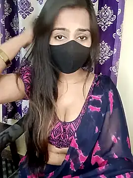 Snapshot of Miss-Riyasingh chatting on 02.25.25 Miss-Riyasingh online show from 02.25.25