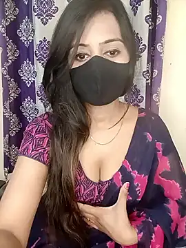 Snapshot of Miss-Riyasingh chatting on 03.10.25 Miss-Riyasingh online show from 03.10.25