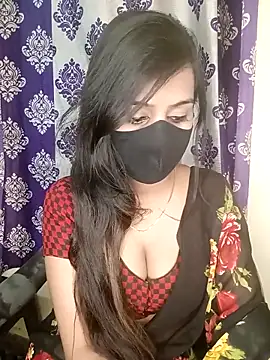 Snapshot of Miss-Riyasingh chatting on 03.10.25 Miss-Riyasingh online show from 03.10.25