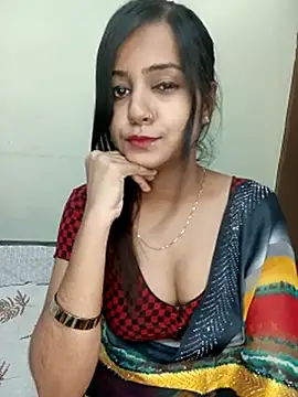 Snapshot of Miss-Riyasingh chatting on 09.22.25 Miss-Riyasingh online show from 09.22.25