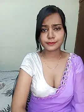Snapshot of Miss-Riyasingh chatting on 09.26.25 Miss-Riyasingh online show from 09.26.25