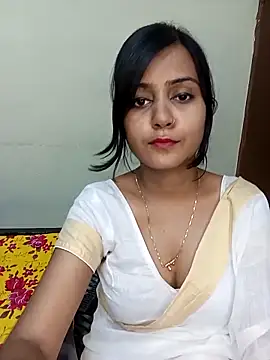 Snapshot of Miss-Riyasingh chatting on 09.28.25 Miss-Riyasingh online show from 09.28.25