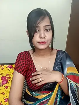 Snapshot of Miss-Riyasingh chatting on 09.30.25 Miss-Riyasingh online show from 09.30.25