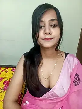 Snapshot of Miss-Riyasingh chatting on 10.03.25 Miss-Riyasingh online show from 10.03.25