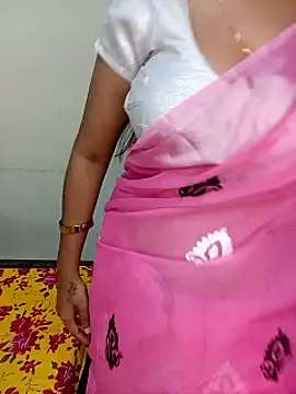 Snapshot of Miss-Riyasingh chatting on 10.03.25 Miss-Riyasingh online show from 10.03.25