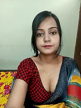 Snapshot of Miss-Riyasingh chatting on 10.07.25 Miss-Riyasingh online show from 10.07.25