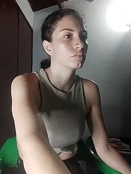 aurelialux online show from 02.24.25