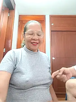 Snapshot of MATTHEW_MRANDA chatting on 02.26.25 MATTHEW MRANDA online show from 02.26.25