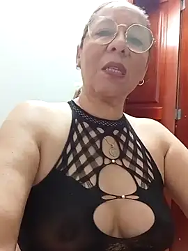 Snapshot of MATTHEW_MRANDA chatting on 03.05.25 MATTHEW MRANDA online show from 03.05.25