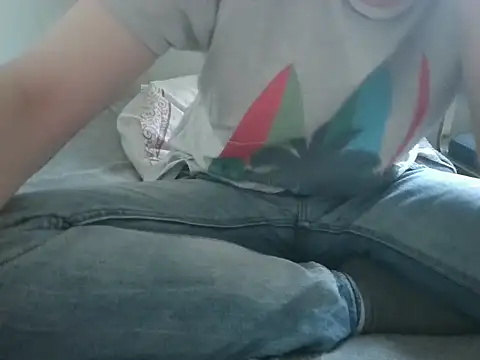 Snapshot of krissraw chatting on 01.19.26 krissraw online show from 01.19.26