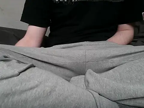 Snapshot of krissraw chatting on 03.09.26 krissraw online show from 03.09.26