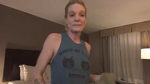 Snapshot of AddieAssets chatting on 01.31.25 AddieAssets online show from 01.31.25