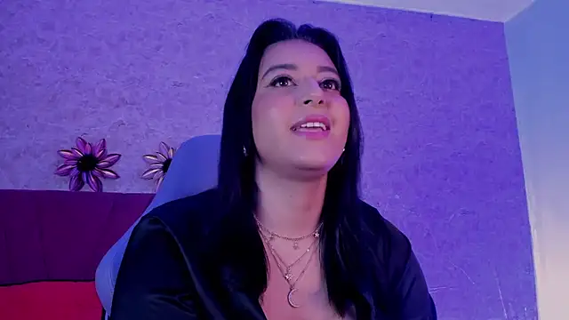 LorenaStevens online show from 10.31.25