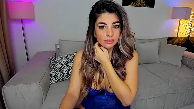 Queenofyouredreams online show from 12.23.24