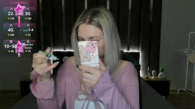 Snapshot of _Sarah_Soul_ chatting on 01.23.25 Sarah Soul online show from 01.23.25