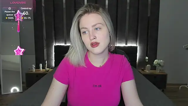 Snapshot of _Sarah_Soul_ chatting on 02.09.25 Sarah Soul online show from 02.09.25