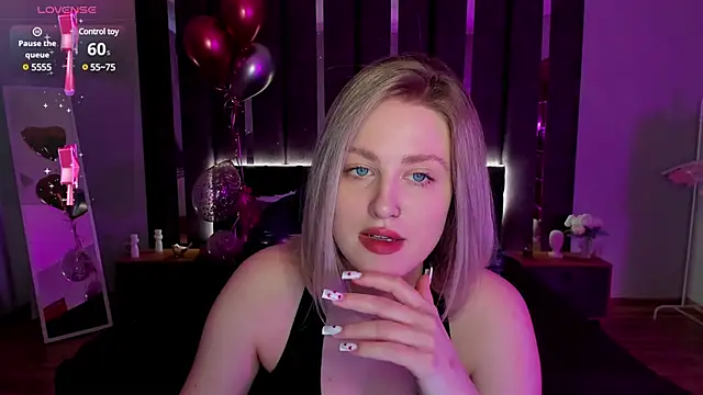 Snapshot of _Sarah_Soul_ chatting on 03.12.25 Sarah Soul online show from 03.12.25