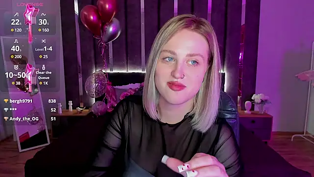 Snapshot of _Sarah_Soul_ chatting on 03.12.25 Sarah Soul online show from 03.12.25