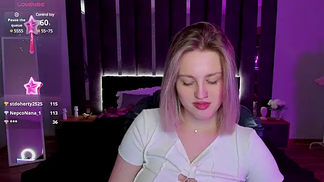 Snapshot of _Sarah_Soul_ chatting on 03.15.25 Sarah Soul online show from 03.15.25