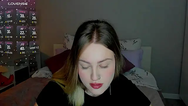 Snapshot of _Sarah_Soul_ chatting on 10.01.25 Sarah Soul online show from 10.01.25