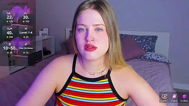 Snapshot of _Sarah_Soul_ chatting on 11.09.25 Sarah Soul online show from 11.09.25