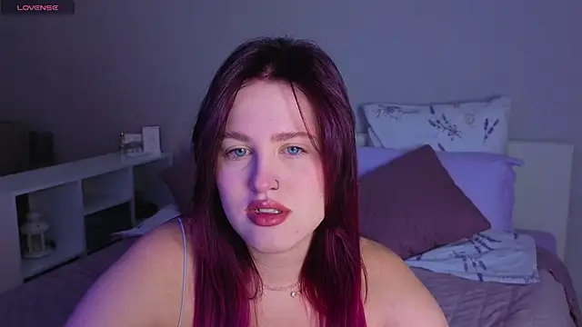 Snapshot of _Sarah_Soul_ chatting on 12.03.25 Sarah Soul online show from 12.03.25