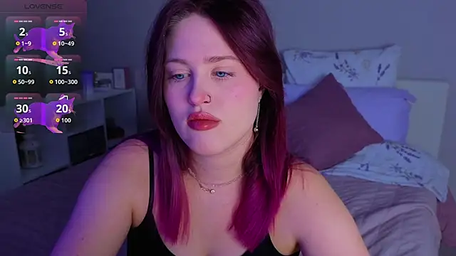 Snapshot of _Sarah_Soul_ chatting on 12.14.25 Sarah Soul online show from 12.14.25