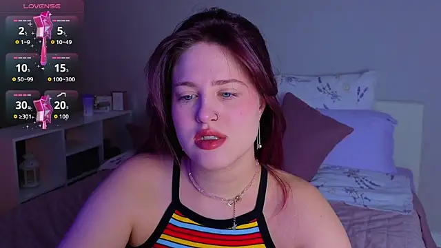 Snapshot of _Sarah_Soul_ chatting on 12.14.25 Sarah Soul online show from 12.14.25