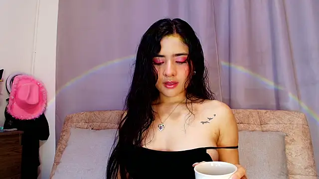 adara johnson   online show from 10.20.25