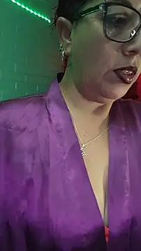 TRISH MILF online show from 12.03.24