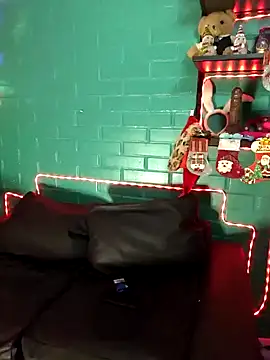 TRISH MILF online show from 12.18.24