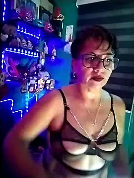 TRISH MILF online show from 12.19.24